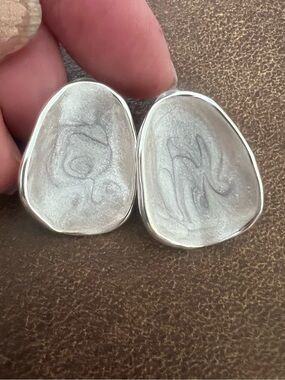 Alexa Rae Meli Liquid Metallic Lilac, Silver Tone, Pierced Earrings, NWOT